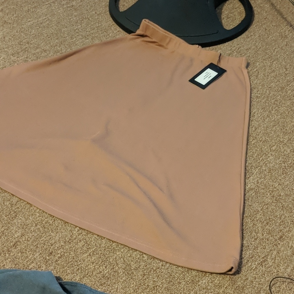 Honey seed size small knit skirt